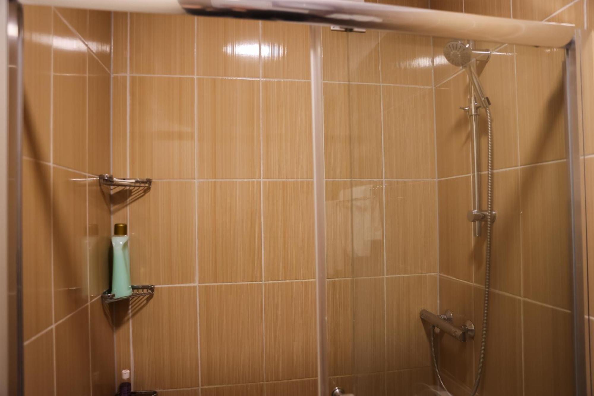 Family Apartment Τίρανα Εξωτερικό φωτογραφία