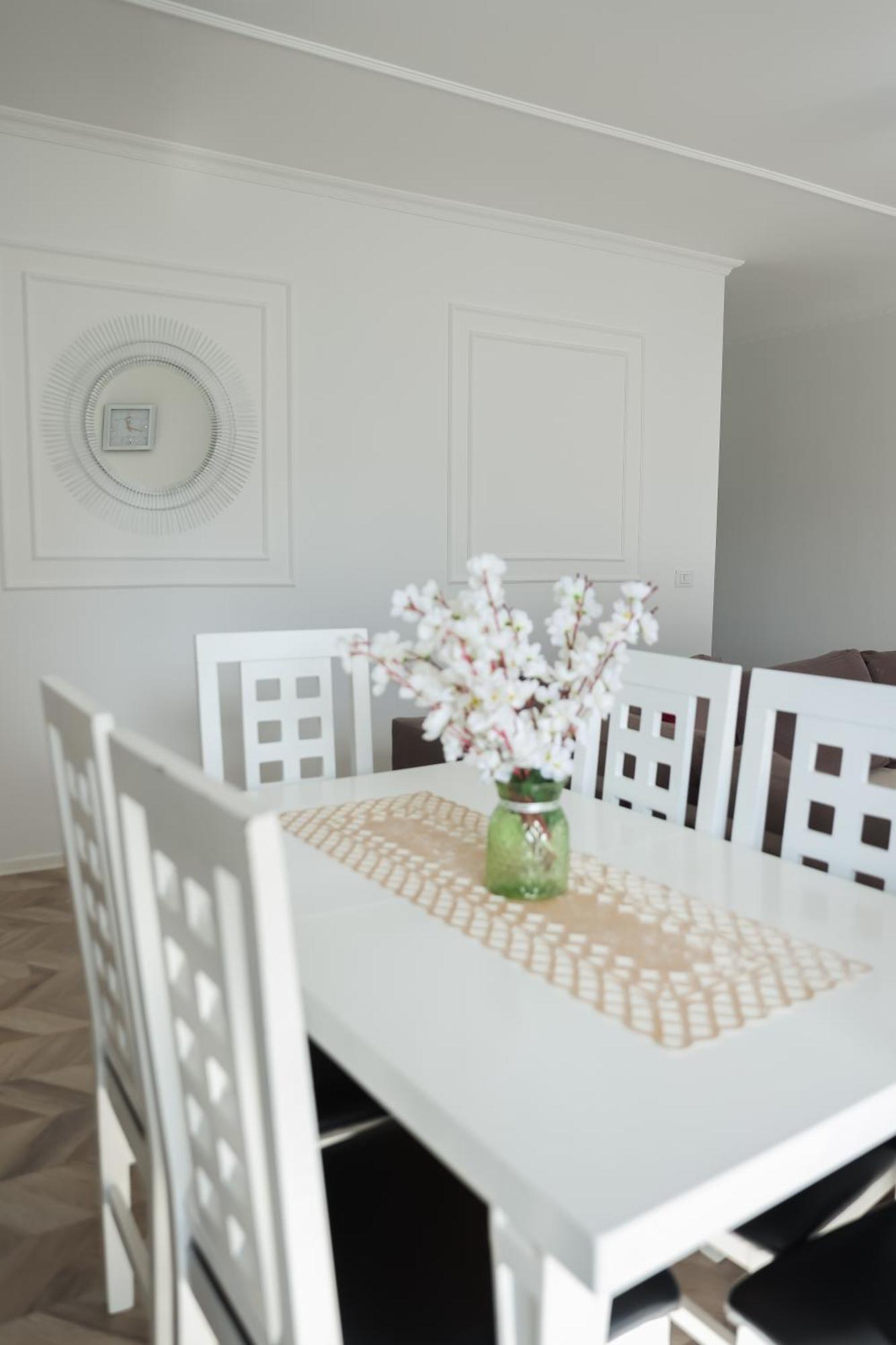 Family Apartment Τίρανα Εξωτερικό φωτογραφία